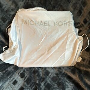 Michael Kors tri compartment hand bag